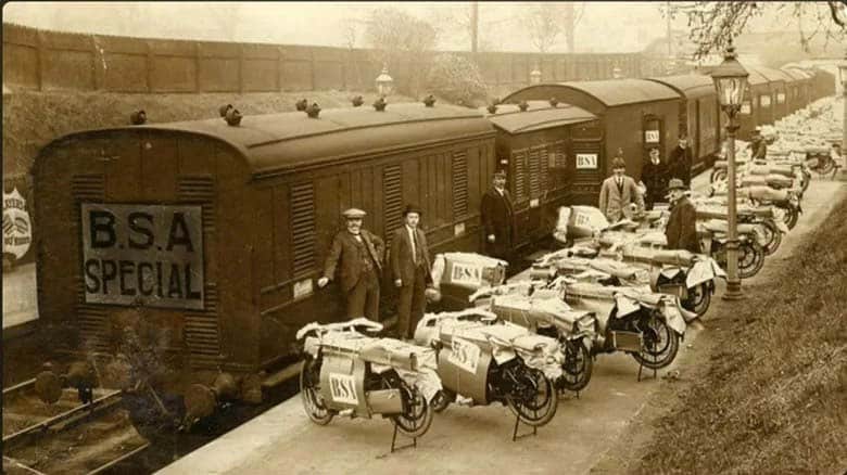 BSA Gold Star Painting